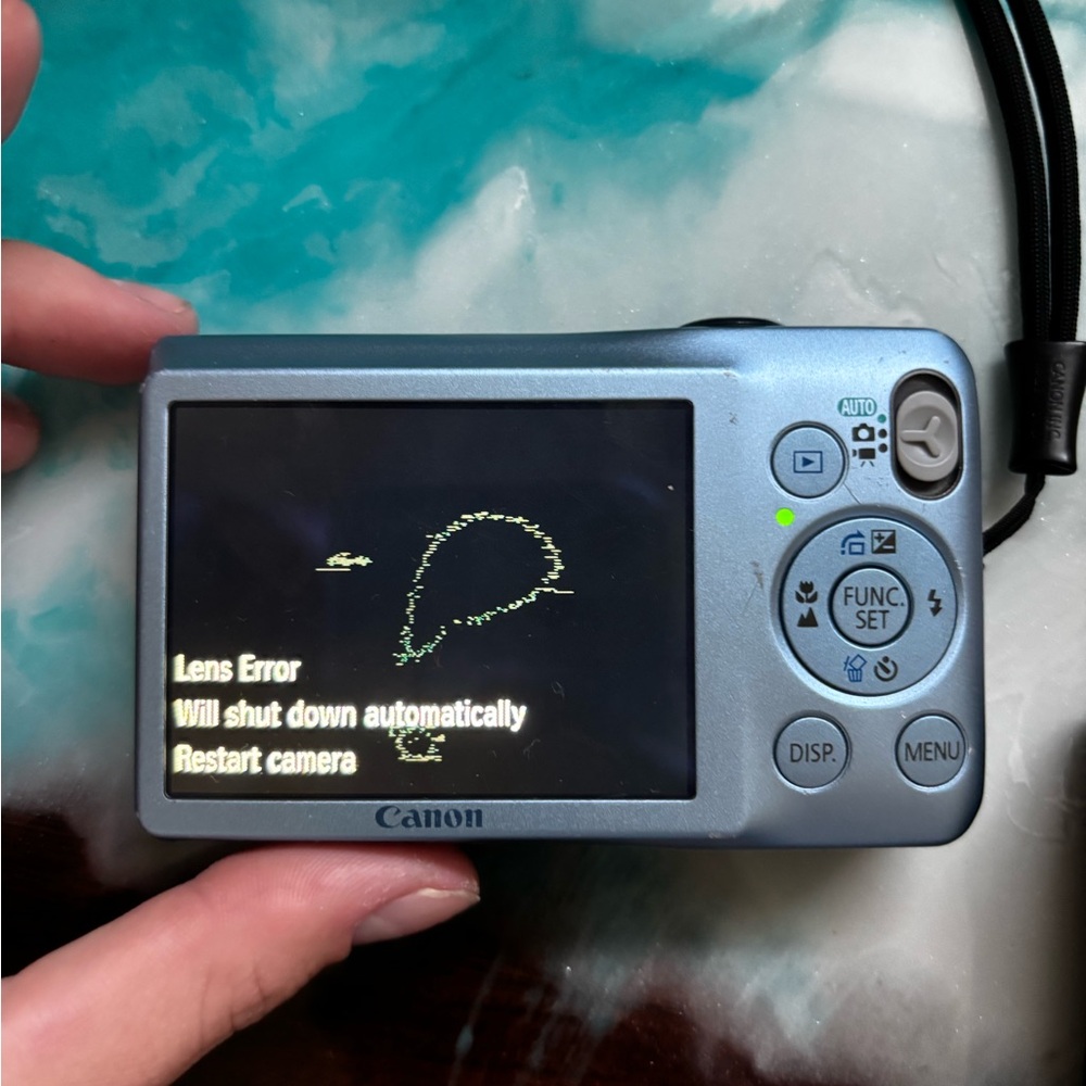 Canon Camera *RARE* - Picture 3 of 3